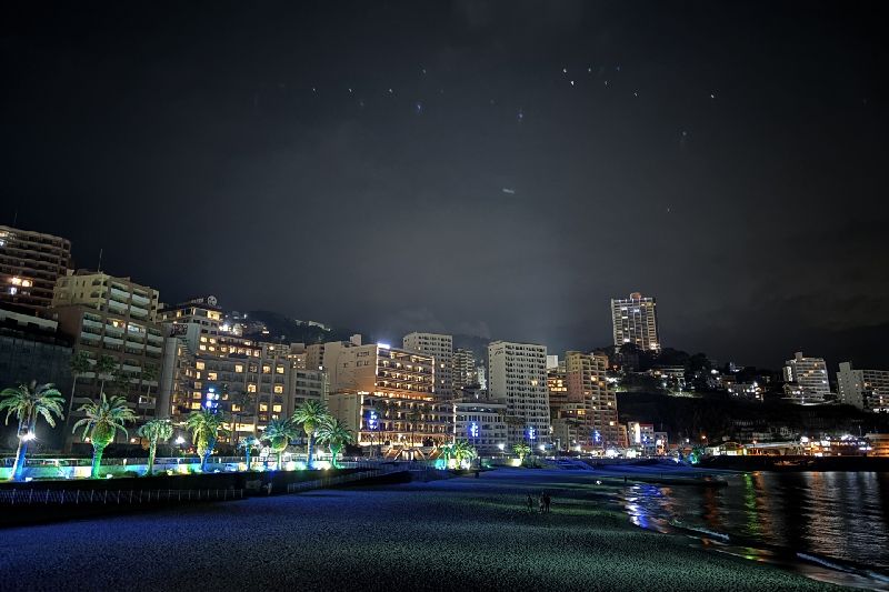 熱海サンビーチ夜景