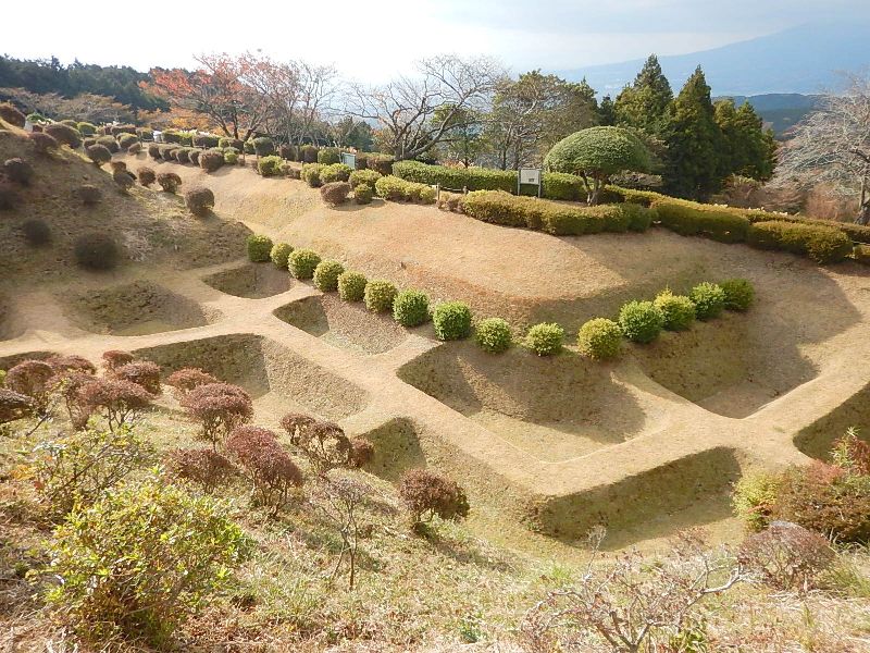 山中城址