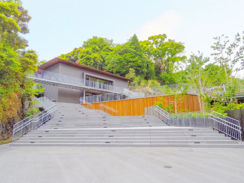 湯河原惣湯Books and Retreat